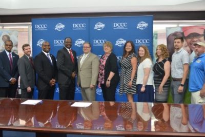 To DCCC Newsroom Article: "DCCC announces transfer agreement for Zoo & Aquarium Science students with WSSU"